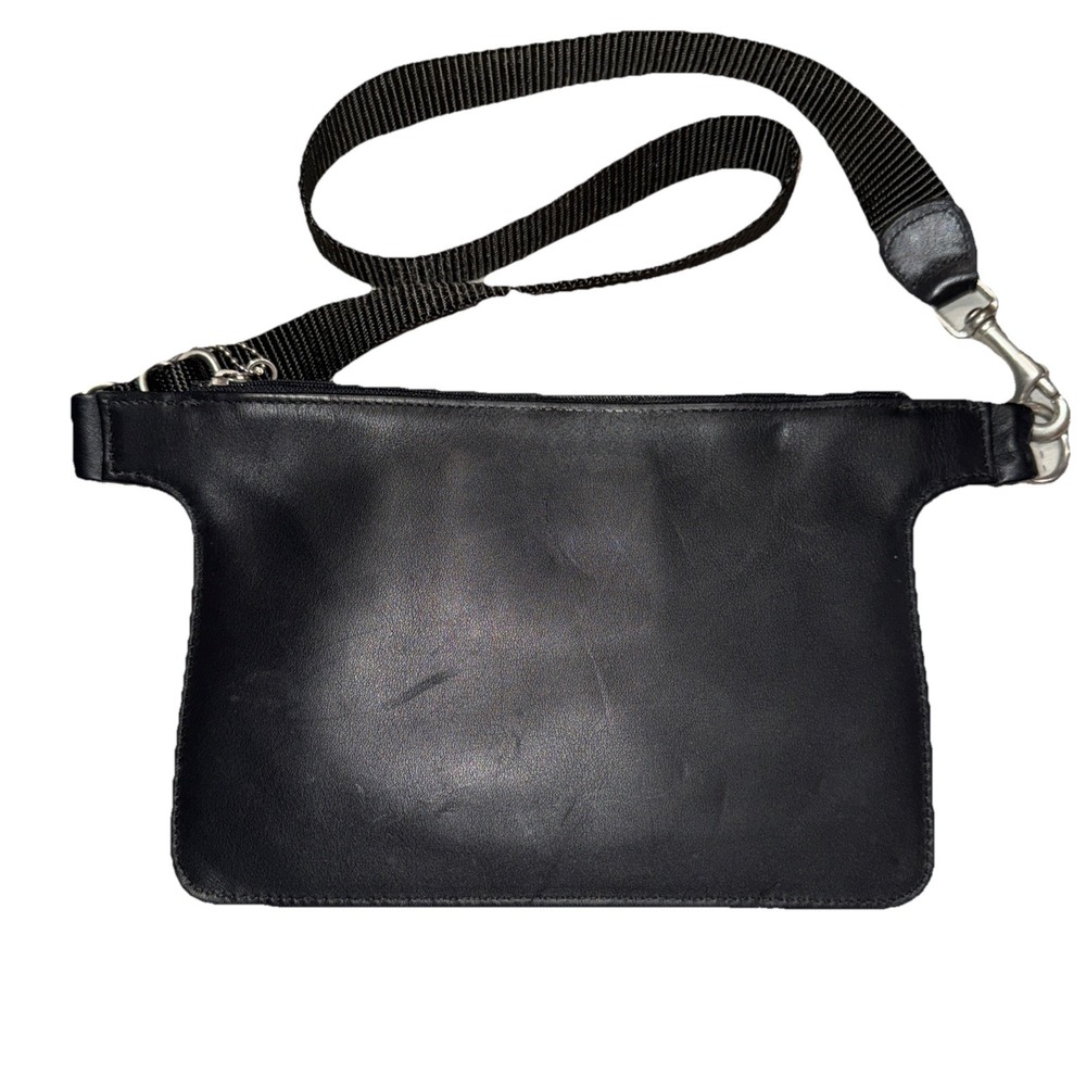 Vintage Coach Black Leather Crossbody Bag USA Made Glove Tanned Cowhide Slim Zip - Picture 2 of 10